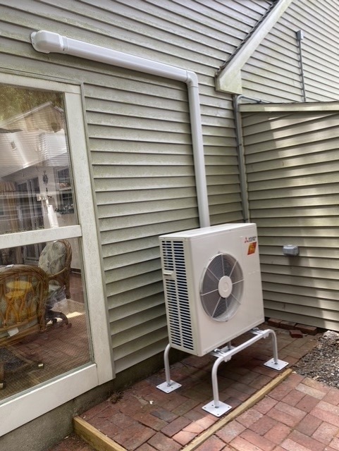 Mitsubishi Electric AC Unit