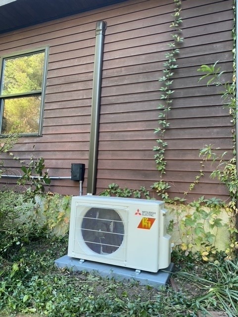Mitsubishi Electric AC Unit